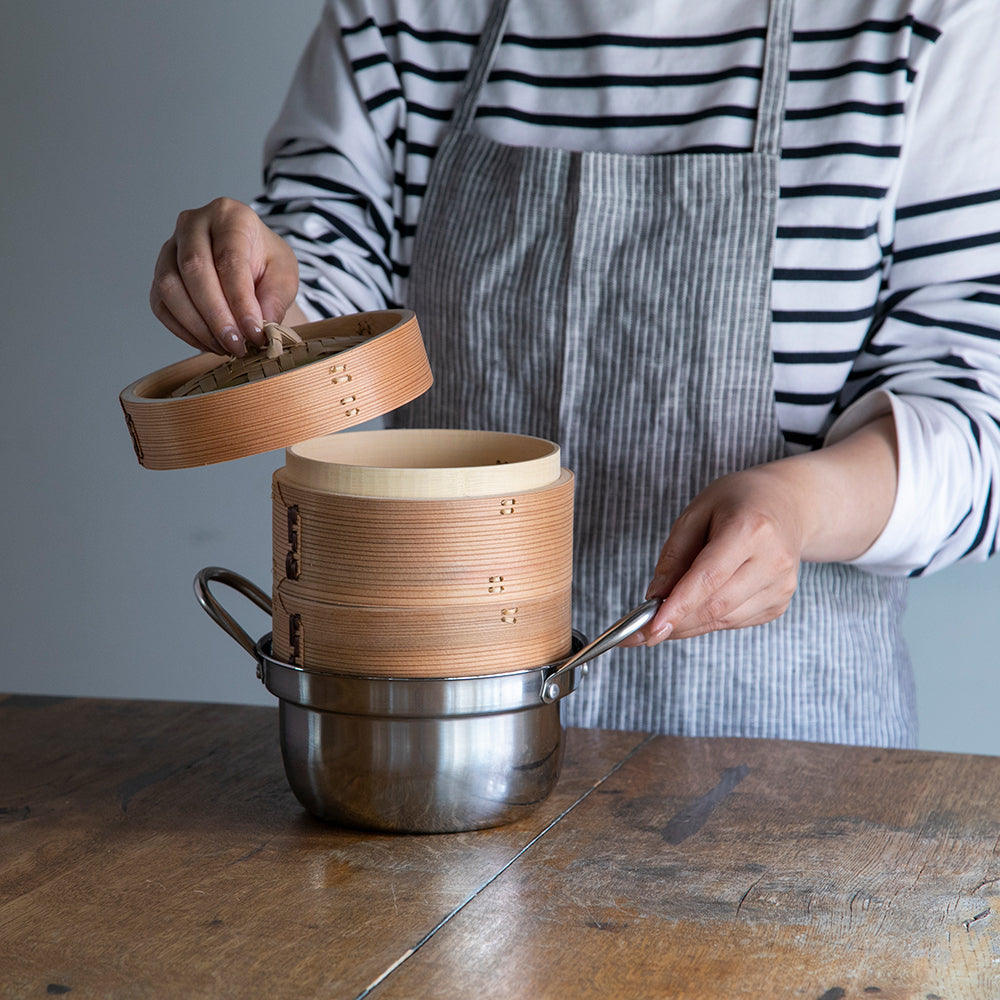 【新品・未使用】 鍋付き和せいろセット 27㎝ 山一 ステンレス鍋 高級］未使用 鍋付き和せいろセット 27㎝ 山一 ステンレス鍋