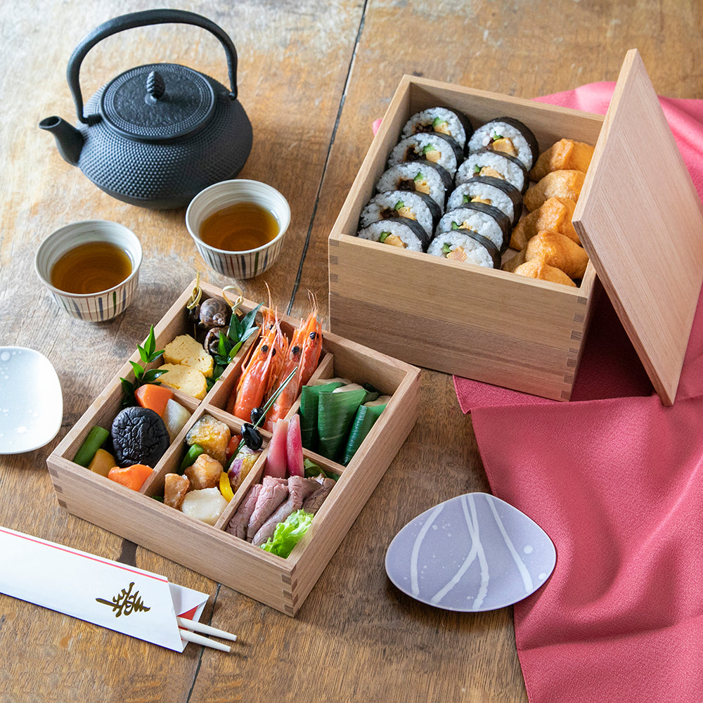 松屋漆器店白木塗重箱用仕切り】松屋漆器店 白木塗 タモ 四つ切