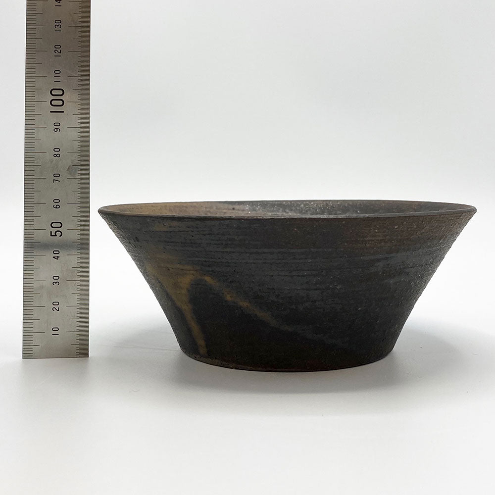 round bowl black