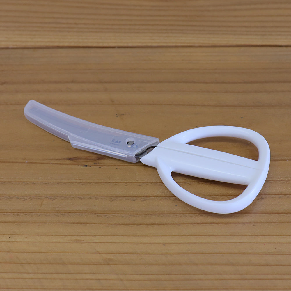 Curved kitchen scissors (with case) White