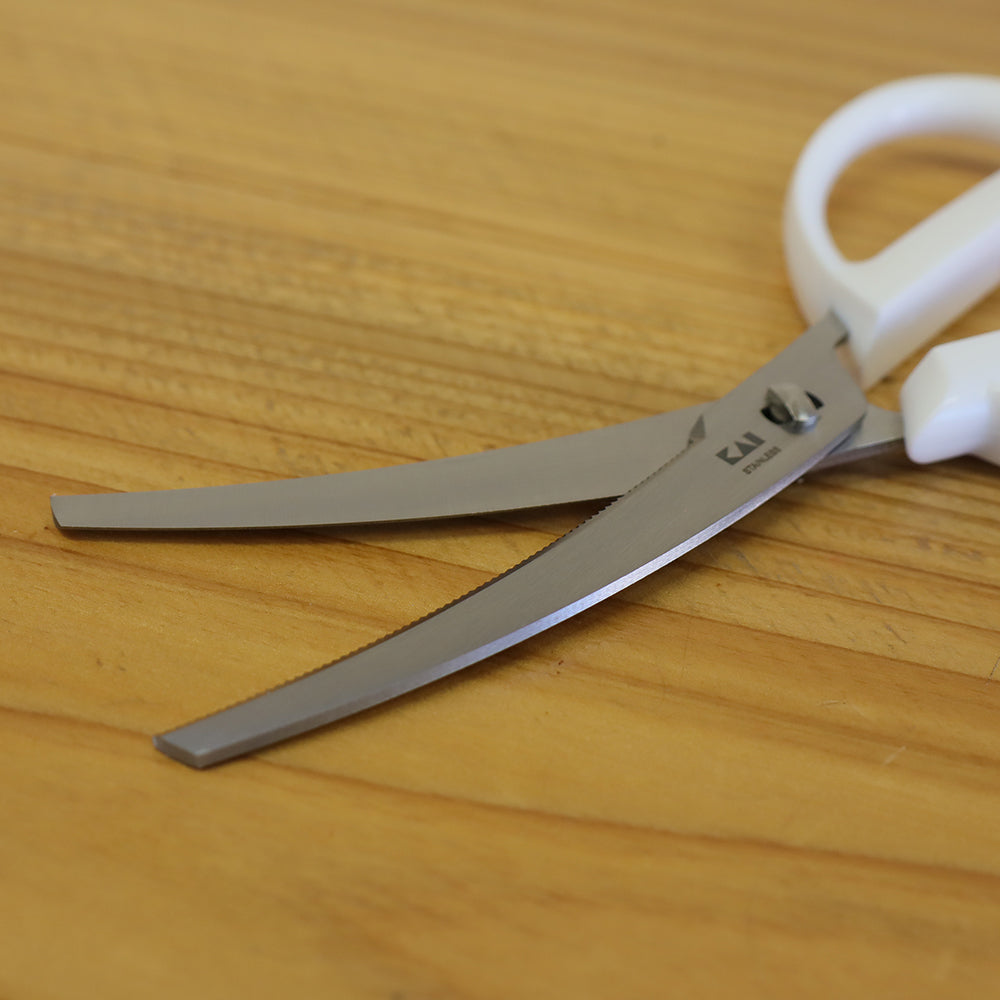 Curved kitchen scissors (with case) White